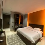 استديو بدخول ذاتي وسرير مريح