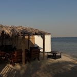 كرفان بمناظر خلابة وجلسة خارجية