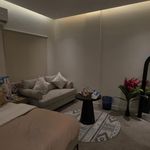 استديو هادئ بسرير ماستر