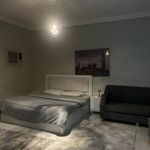 استديو هادئ بسرير ماستر