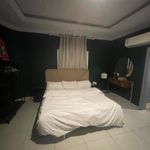 استديو هادئ بسرير ماستر