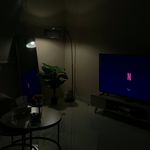 استديو هادئ بدخول ذاتي