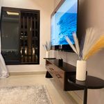 استديو هادئ بسرير ماستر