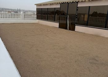 استرحة بمجلس شعبي وملحق خارجي 