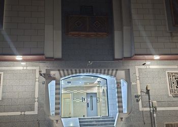 استديو بسرير ماستر