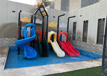 شاليه بغرفتين نوم و جلسة خارجية