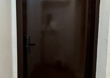 استديو هادئ بسرير ماستر