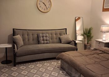استديو بسرير ماستر