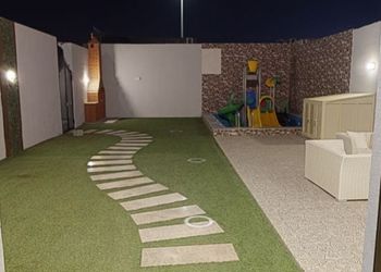 شاليه بمسبح وألعاب مائية