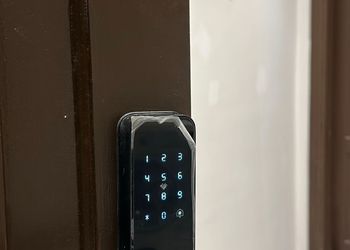 استديو هادئ بسرير ماستر 