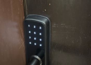 استديو هادئ بسرير ماستر 