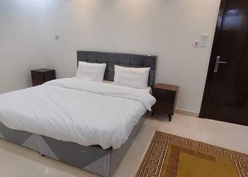 استديو هادئ بسرير ماستر 