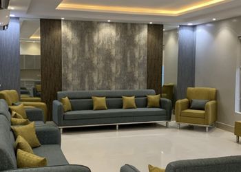 شاليه بمسطح اخضر وجلسة خارجية 