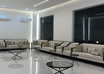 استراحة بمجلس وفناء خارجي 