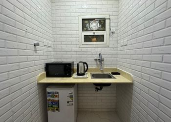 استديو هادئ بسرير ماستر