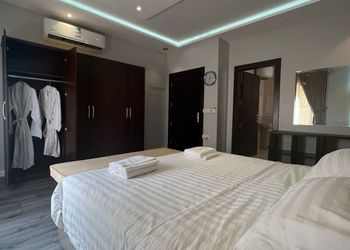 شقة فاخرة وواسعة بـ 4 غرف نوم
