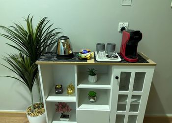 استديو بسرير ماستر وجلسة جانبية