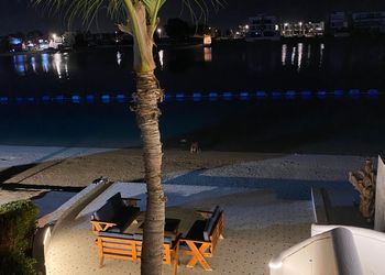شقة بصالة وغرف نوم