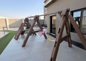 شالية انيق بجلسة خارجية ومسبح