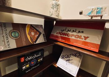 شقة بصالة أنيقة وغرفة نوم