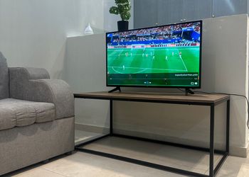 استراحة بمجلس وفناء خارجي 