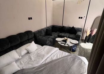 استديو هادئ بسرير ماستر 
