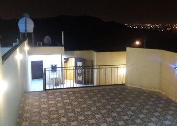 استراحة بصالة وغرفتين نوم 