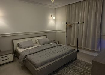 استديو بسرير ماستر