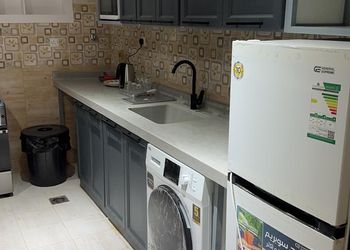 شقة بغرفتين نوم وصالة