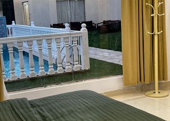 شاليه بصاله انيقة وغرفه نوم