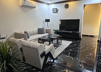 شقة راقية بغرفتين وصالة وجاكوزي 