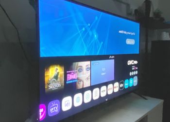 استديو بسرير ماستر 