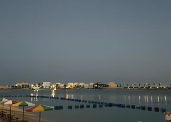 شقة بإطلالة مميزة على البحر 