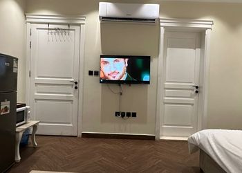 استديو بسرير ماستر