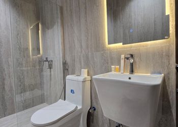 استديو بسرير فردي وجلسة جانبية