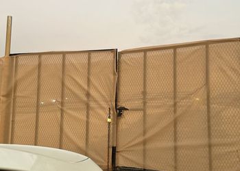 مخيم ببيت شعر وجلسة عريش 
