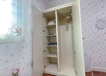 شقة بدخول ذاتي وتصميم أنيق 