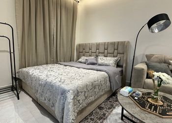 استديو بسرير ماستر ودخول ذاتي