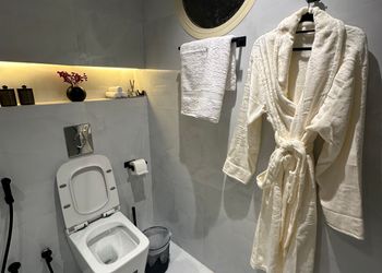 استديو هادئ بدخول ذاتي 