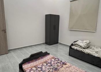 شاليه بمجلس ومسبح خارجي
