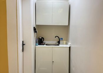 استديو بدخول ذاتي وسرير مريح 