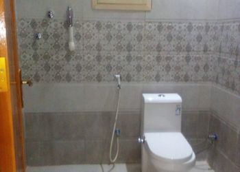 استراحة بمسبح وجلسه خارجيه 