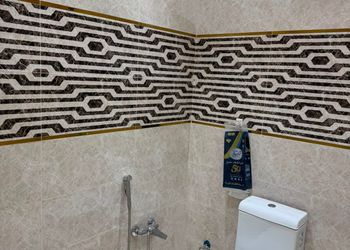 استراحة بمسطح اخضر ومجالس