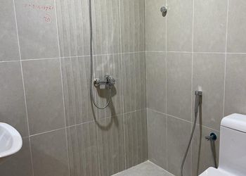 كوخ فاخر مطل على مزرعة.