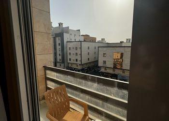 استديو انيق