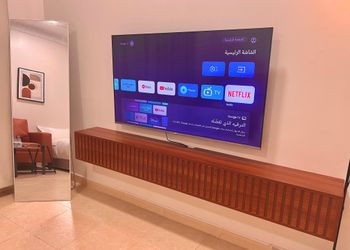 استديو بتصميم أنيق وهادئ