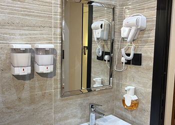 شقة بغرفة نوم وصالة 