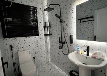 استديو بسرير ماستر وجلسة جانبية