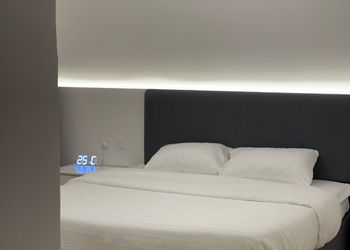 استديو بسرير ماستر ودخول ذاتي