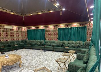 استراحة بمجالس وجلسة خارجية 